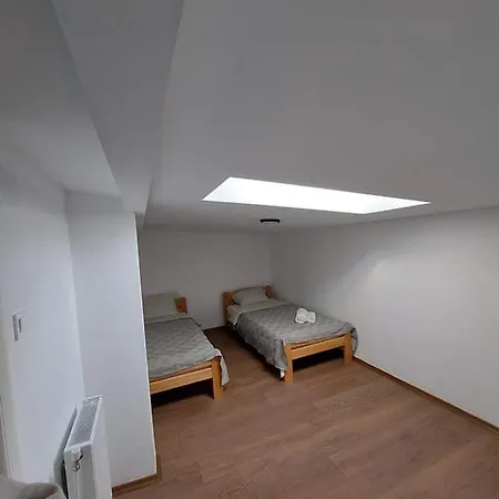 Kostas Duplex Apartment *