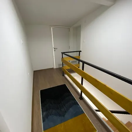 Kostas Duplex Apartman *