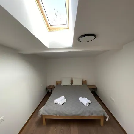 Kostas Duplex *