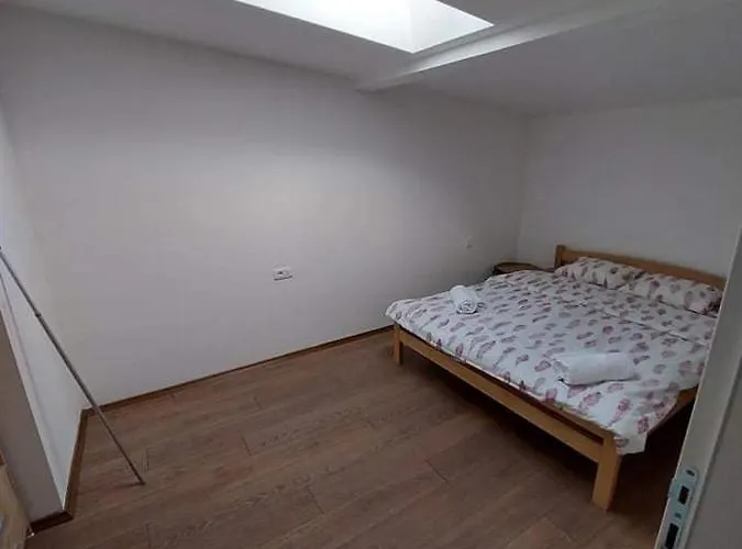 Lägenhet Kostas Duplex *